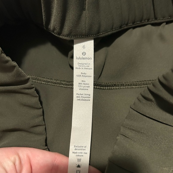 Lululemon On The Fly Joggers - Picture 6 of 7